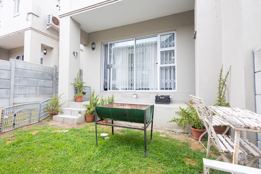 2 Bedroom Property for Sale in Protea Heights Western Cape
